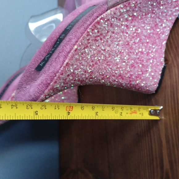 Platforms - Picture 7 of 16